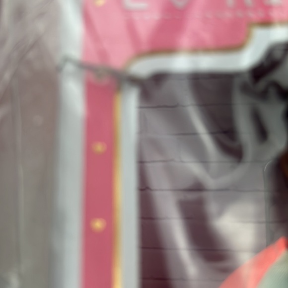 Lori doll Sabella. Hiking doll has brown skin and brown hair - Picture 4 of 4